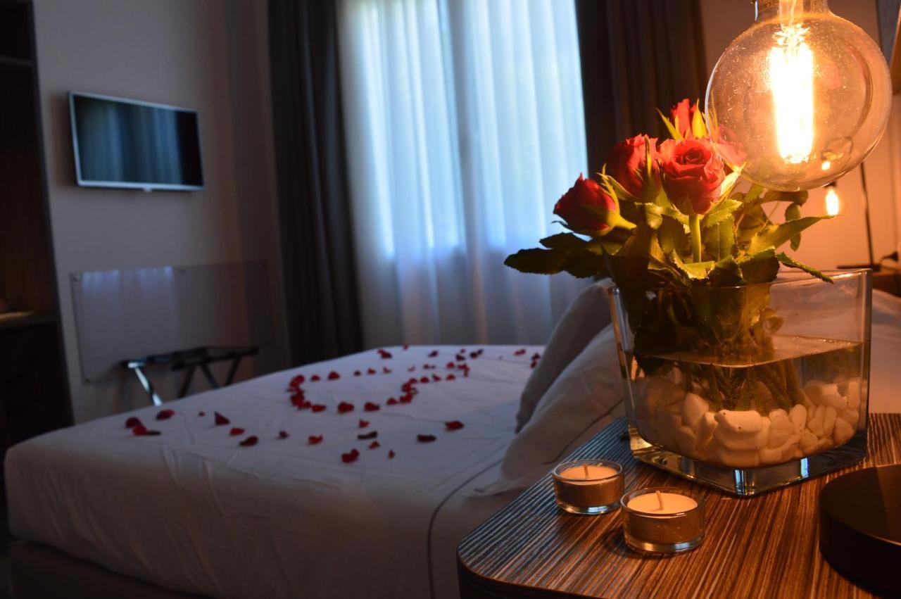 קטנזארו Bed And Breakfast Villa Tota מראה חיצוני תמונה